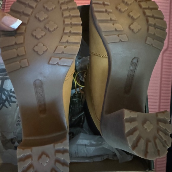 Women's Allington Lace Up Timberland Boot with 6 in heel - Picture 5 of 11